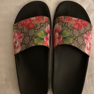 Gucci Bloom Supreme Slides